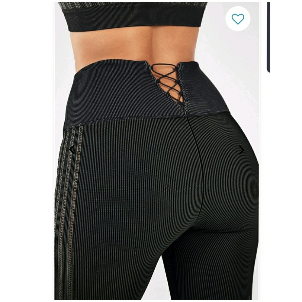 High-Waisted Seamless Rib Legging